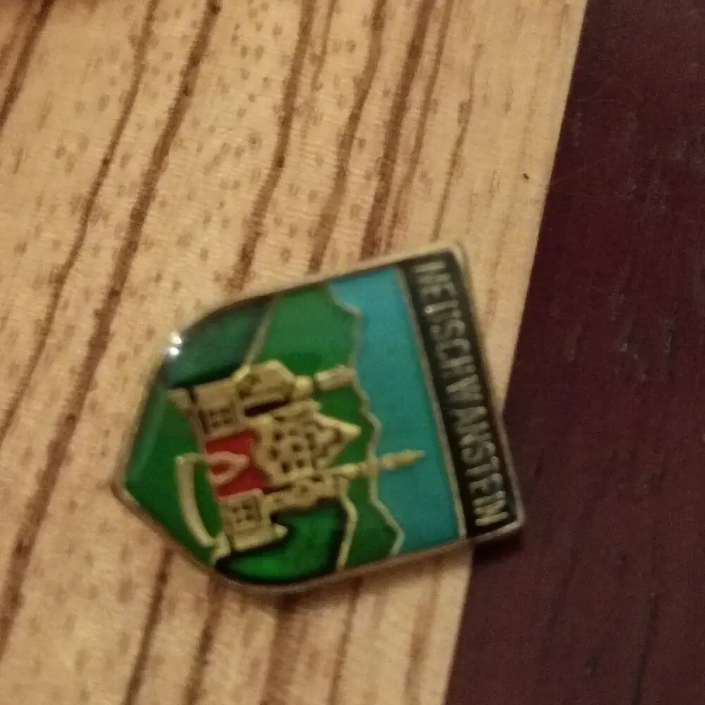Deutschland German Pins Lot of 4 Berlin, Neuschwanstein, Fernsehturm, Stag